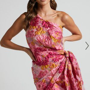 Show Po Brailey One Shoulder Wrap Front Mini Dress in Pink Jacquard